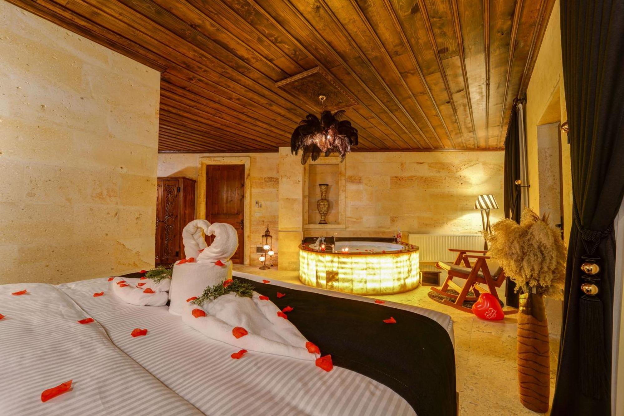 Enjoy Stone Hotel Goreme Bagian luar foto