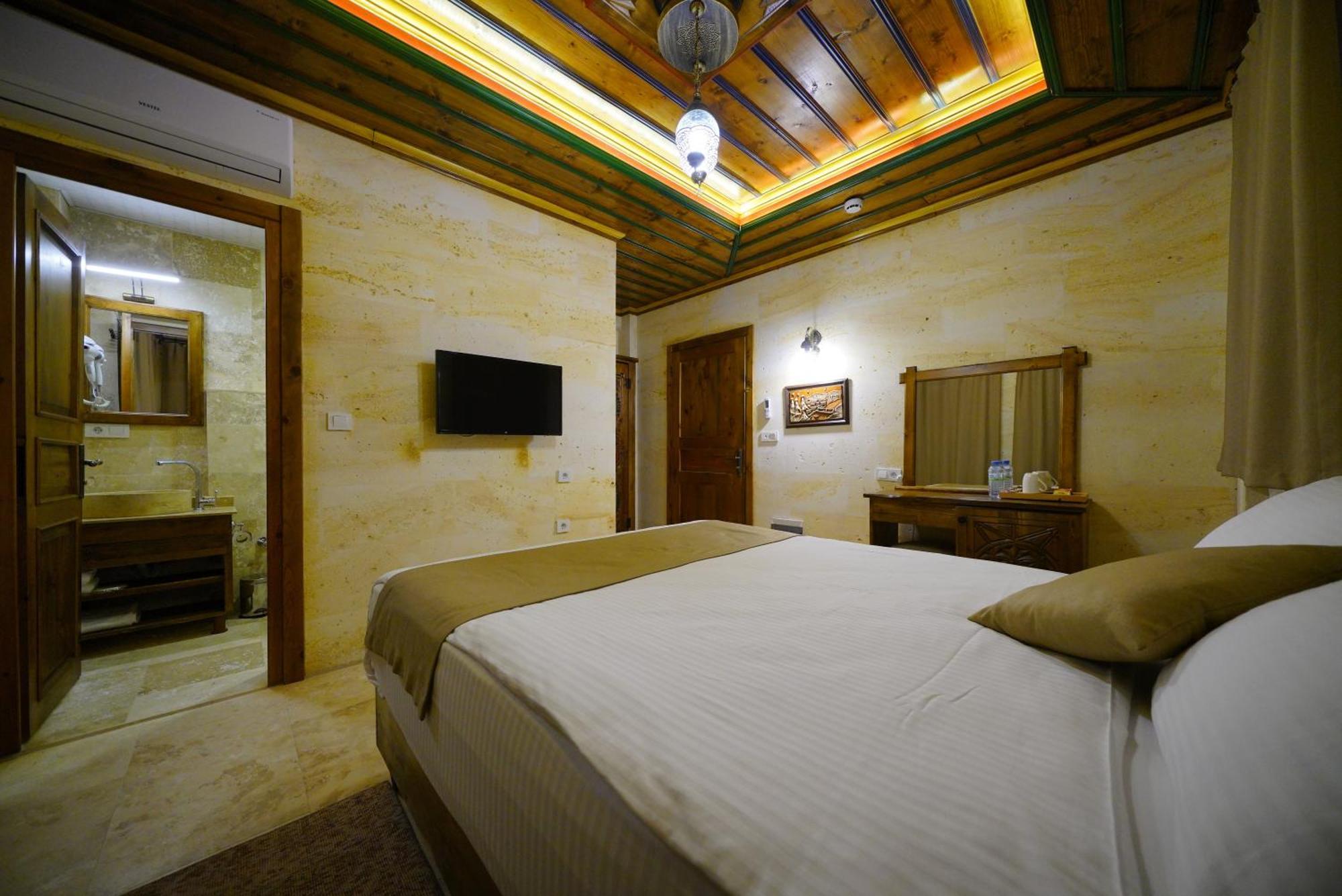 Enjoy Stone Hotel Goreme Bagian luar foto