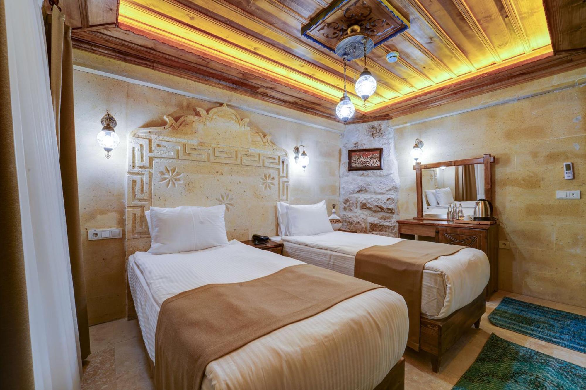 Enjoy Stone Hotel Goreme Bagian luar foto